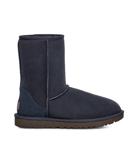 Ugg: Botas cortas en piel Classic Mujer | El Palacio de Hierro