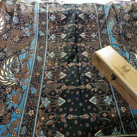 Jual Sarung Batik Tradisional Lar Gurda Eksklusif Full Tulis Di