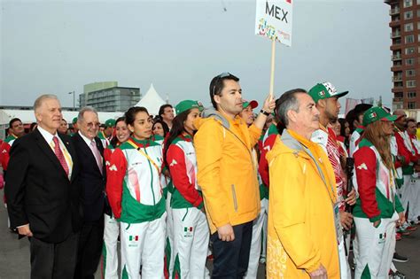 Izamiento De Bandera De M Xico Oficial Del Comit Ol Mpico Mexicano