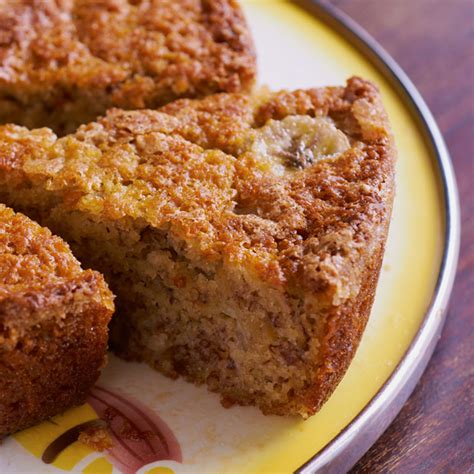 Moist Banana Walnut Cake Recipe