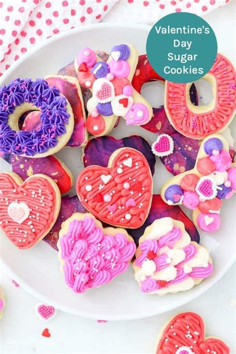 These Adorable Valentines Day Sugar Cookies Are Decorated With Vanilla