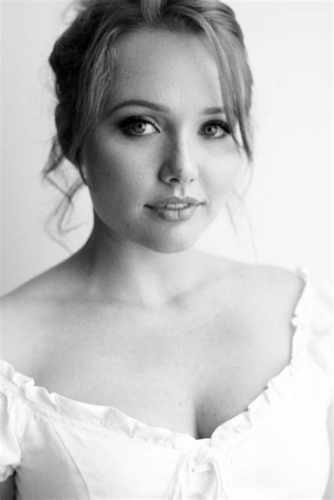 Portrait of Brooke Lee — Brock McFadzean | Sydney Photographer