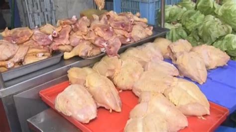 Kilo de pollo llega hasta los Bs 23 en varios mercados del país 13