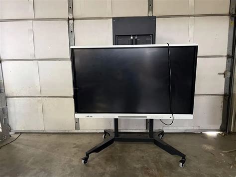 Smart Board Mx065 V3 Pro Series Interactive Display With Stand