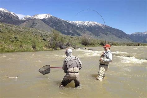 The Geometry Of Wade Fishing In Montana Montana Angler