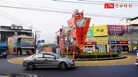 潮州燒冷冰圓環縮減車道畫人行道 大執法3天開21張罰單警方提供─影片 Dailymotion