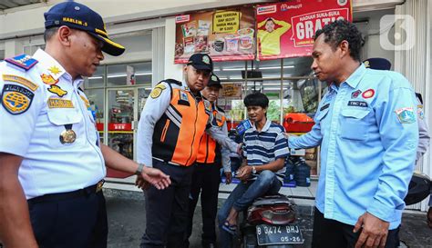 Puluhan Juru Parkir Liar Terjaring Operasi Gabungan Dinas Perhubungan