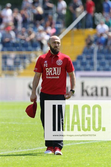 Trainer Fatih Cift Rot Weiss Koblenz Tus Koblenz Vs Tus Rot Weiss