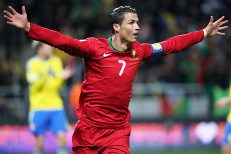 Photo Cristiano Ronaldo Lors Du Match Entre Le Portugal Et La Suède à