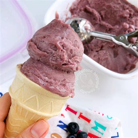 Homemade Huckleberry H2o Ice Cream Dairy Free Eggless No Churn 自制蓝莓