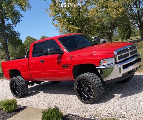 2001 Dodge Ram 2500 Lifted