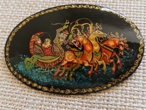 Russian Lacquer Art Brooch Gem