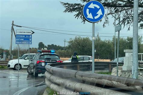 Ss Incidente Sulla Martina Locorotondo Strada Chiusa Valle D