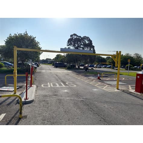 Easy Open Height Restriction Barrier Low Level Locking Heavy Duty