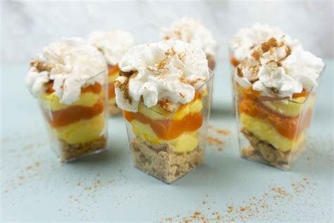 Easy No Bake Mini Pumpkin Cheesecake Trifles Recipe