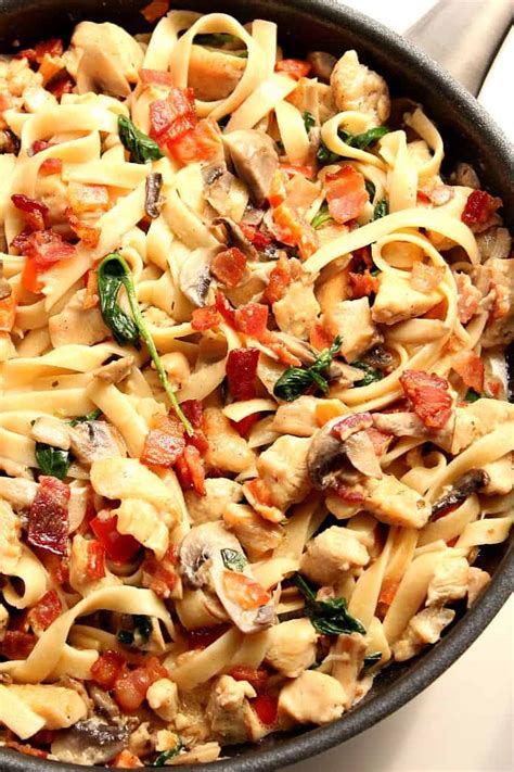 Creamy Mushroom Chicken Pasta Recipe Crunchy Creamy Sweet