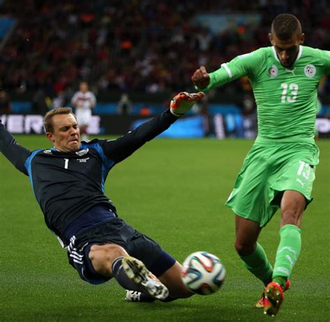 Fu Ball Wm Manuel Neuer Wird Zum Besten Deutschen Feldspieler Welt