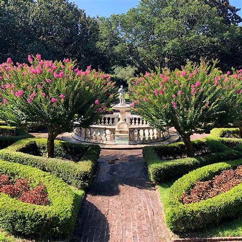 Elizabethan Gardens Grow Memories Obx Vacation