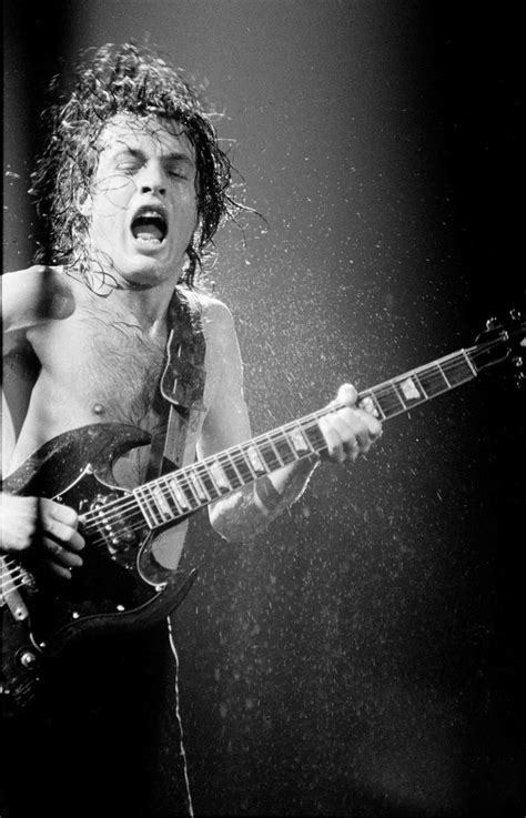 Angus Young AC/DC | Michael Putland Archive