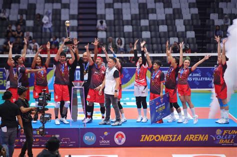 Serunya Celebrity Match Fun Volley Ball di Indonesia Arena