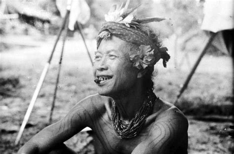 Mentawai Natives Indonesia Primitif