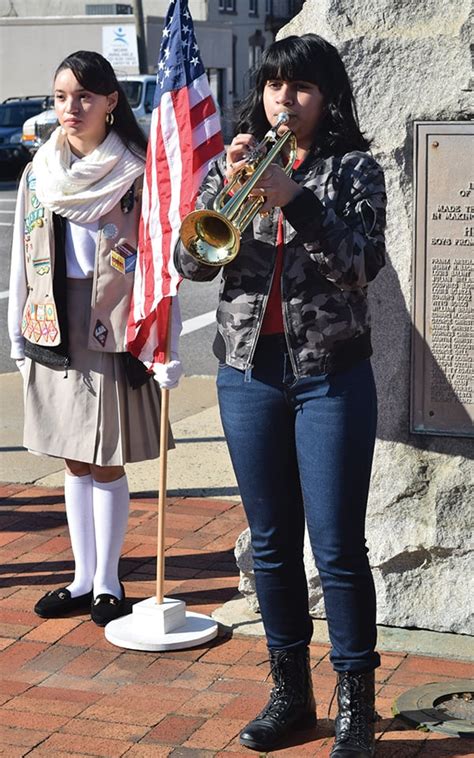 Girl Scouts Honor Veterans Slide Show The Amboy Guardian