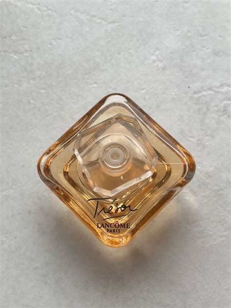 Miniature de Parfum Lancôme Trésor Flacon plein Kaufen auf Ricardo