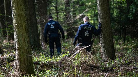 J Hriger In Bremerv Rde Vermisst Polizei Hofft Auf Videoaufnahmen