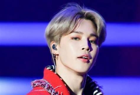 Btss Jimin First S Korean Solo Artist To Top Us Songs Chart Astro Awani