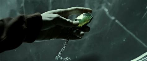 Regulus Black's locket | Harry Potter Wiki | Fandom