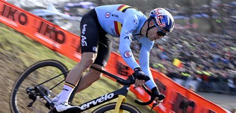 Wout Van Aert Baalt Van Zilver Op Wk Voelde Me Een Laffe Renner In