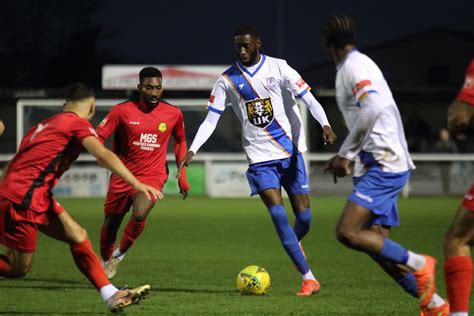 Enfield Town Merstham Pitching In Isthmian League Prem Flickr