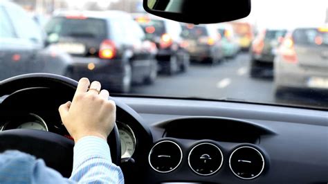 entendendo  leis de transito  evitar multas terra brasil noticias