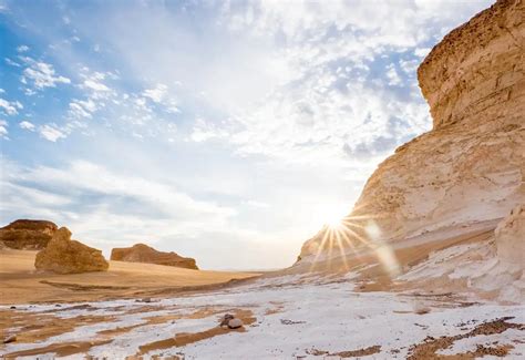 Visit The Amazing White Desert Of Egypt Travelright