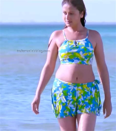 Sonia Agarwal Thiruttu Payale Jeevan Hot Bikini Hd Caps Indiancelebblog