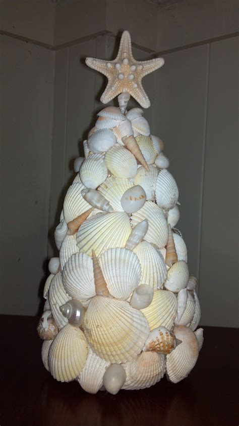 Sea Shell Christmas Tree Seashell Crafts Shell Crafts Seashell Projects