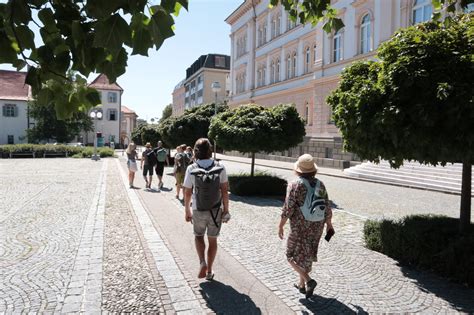 Učimo se izdelati lokalni načrt hodljivosti vabilo za občine in