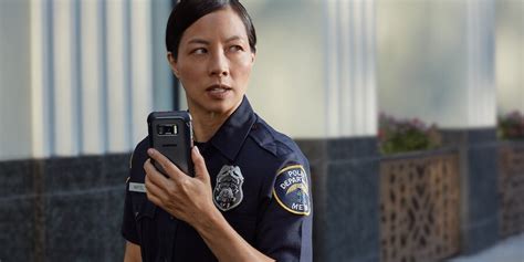 Adding Smartphones To Your Law Enforcement Technology Arsenal