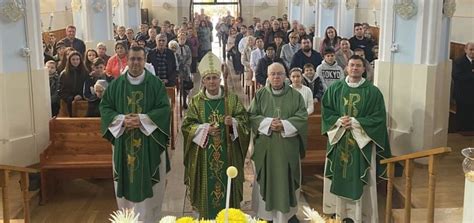 Vizită pastorală a PS Iosif Păuleț în parohia Botoșani Catholica ro