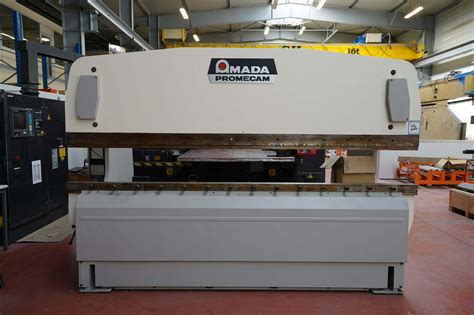 Presse Plieuse Amada Promecam Rg Mb Machines Outils