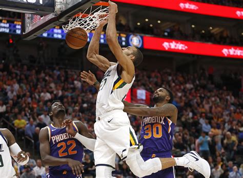 Jazz C Rudy Gobert sets NBA dunk record