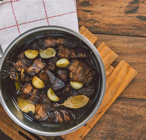 How To Cook The Ultimate Traditional Adobo Nolisoli