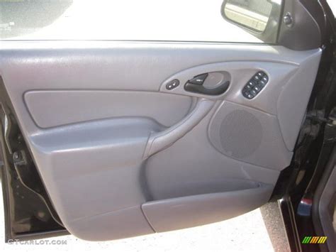 2004 Ford Focus Zts Sedan Medium Graphite Door Panel Photo 39166706