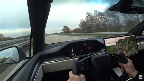 Tesla Model X Plaid Does A Top Speed Run On The German Autobahn Gets