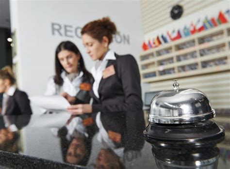 Cursos de Recepcionista de Hotel Formas Formación