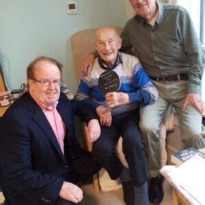Joe Veselsky celebrates 105th Birthday – Table Tennis Ireland