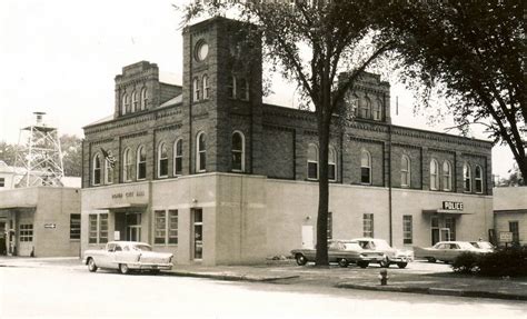 Dover Town Hall And Police Department In Dover Ohio Dover Ohio