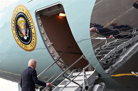 Biden Stumbles On Plane Stairs Days After Watch Your Step Sign