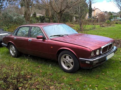 Pièces détachées Jaguar XJ40 3 2 de 1994