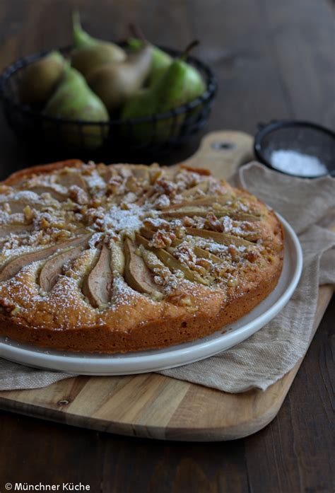 Saftiger Birnenkuchen mit Walnüssen münchner küche